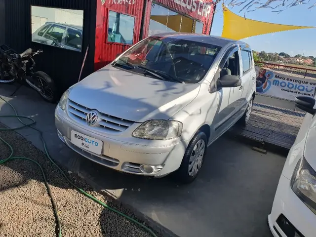 Carro Volkswagen Fox 2005 Plus 1.6 8V (Flex)