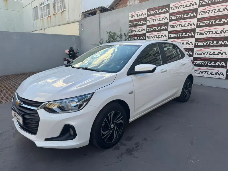 Chevrolet Onix Plus LT 1.0