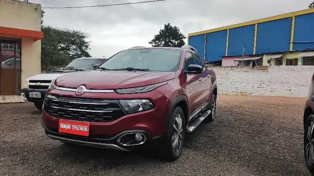 Carro Fiat Toro 2019 Volcano 2.0 diesel AT9 4x4