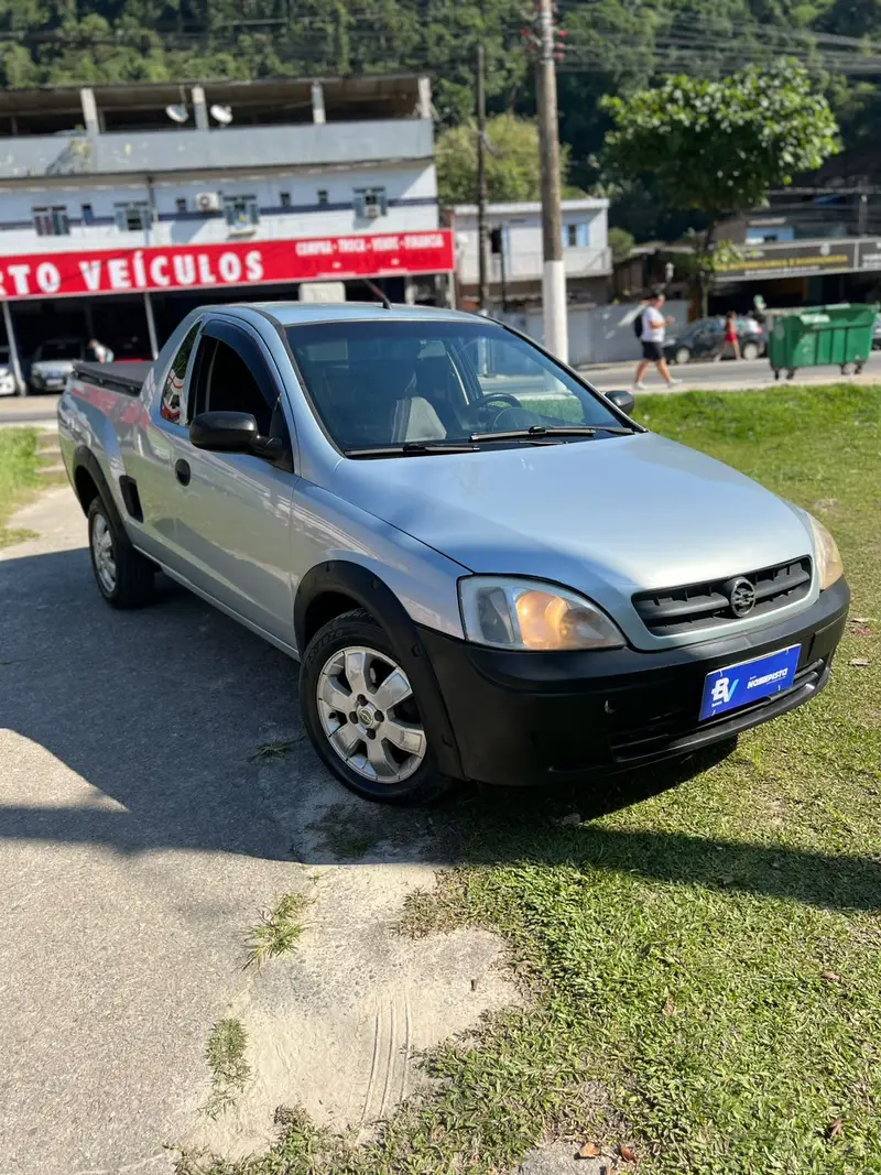 Chevrolet Montana Conquest 1.8 (Flex)