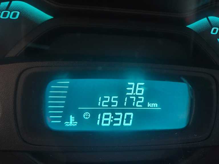 alt=