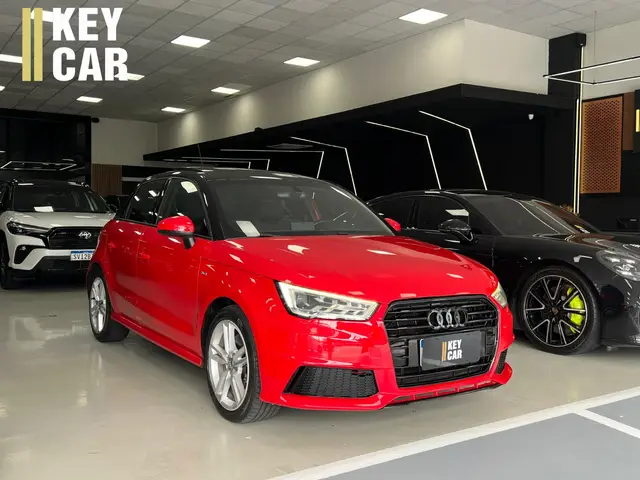Carro Audi A1 2016 1.8 TFSI Sportback Ambition S Tronic