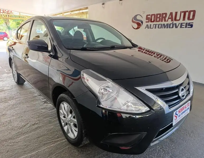 Nissan Versa 1.6 16V SL (Flex)