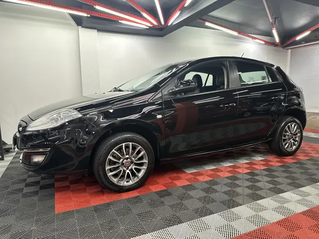 Carro Fiat Bravo 2016 Essence 1.8 16V (Flex)