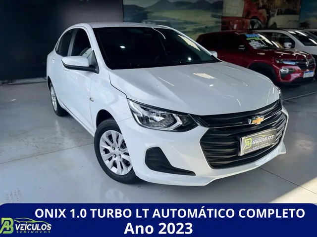 Carro Chevrolet Onix Plus 2023 LT 1.0 Turbo (Aut.)