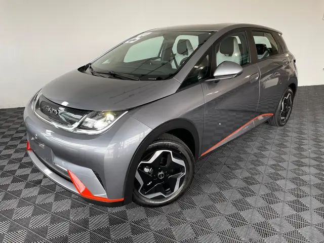 Carro BYD Dolphin 2025 EV