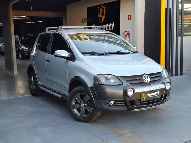 Carro Volkswagen CrossFox 2010 1.6 (Flex)