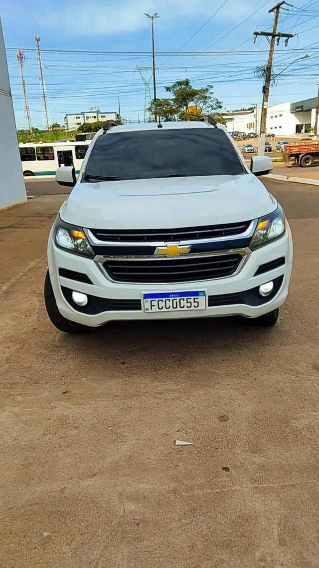Carro Chevrolet S10 Cabine Dupla 2017 S10 2.5 ECOTEC SIDI LT 4x2 (Cabine Dupla)