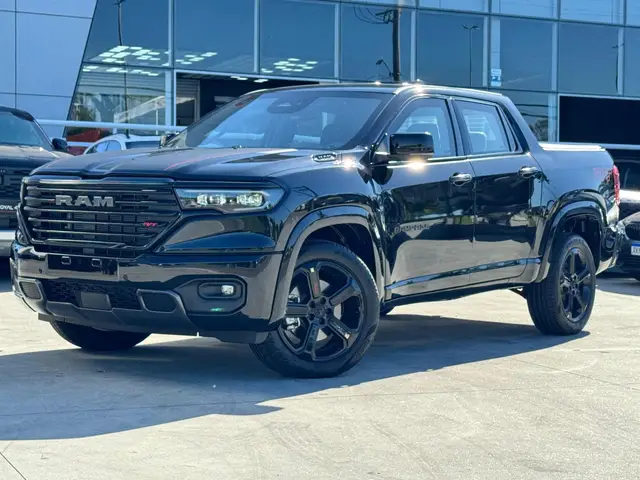 Carro RAM Rampage 2025 R/T 2.0 Turbo