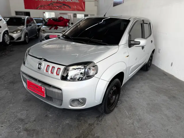 Carro Fiat Uno 2012 ECONOMY Celeb. 1.4 EVO F. Flex 8V 4p