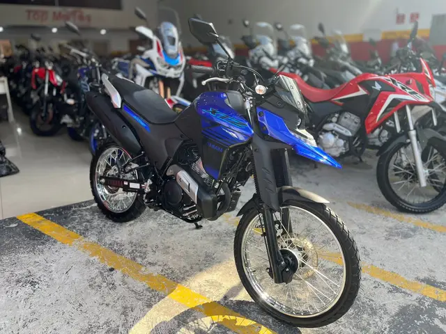 Moto Yamaha XTZ 250 Lander 2025 Connected
