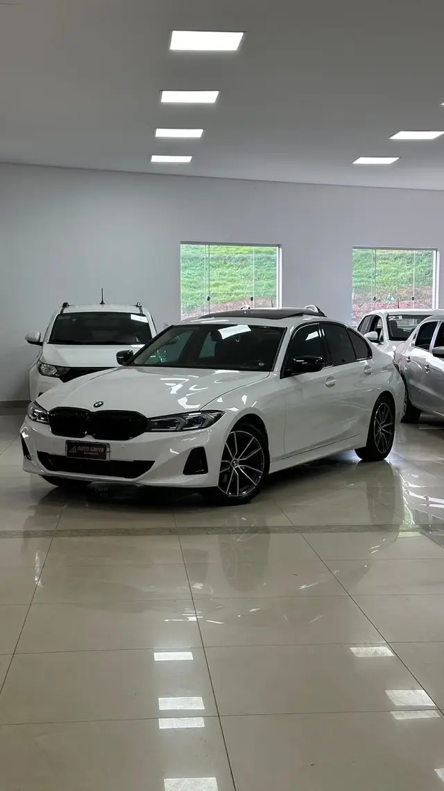 Carro BMW 320i 2023 Sport GP 2.0 Turbo (Aut.)