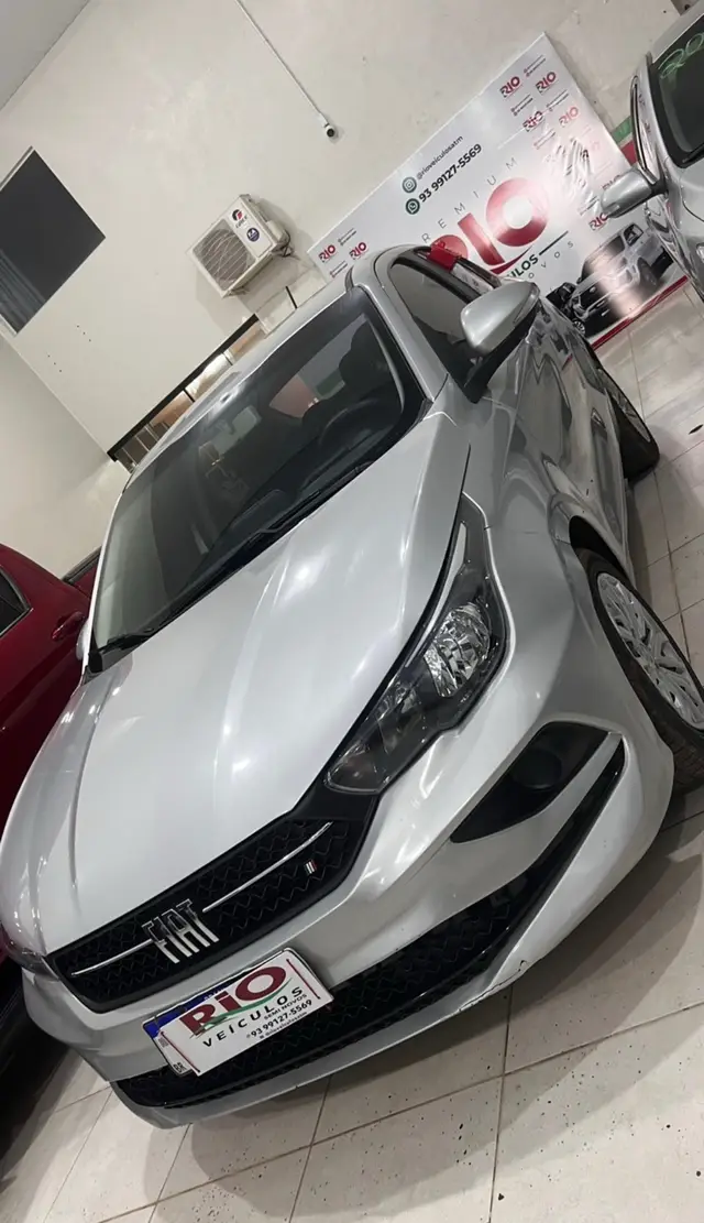 Carro Fiat Cronos 2022 Drive 1.3