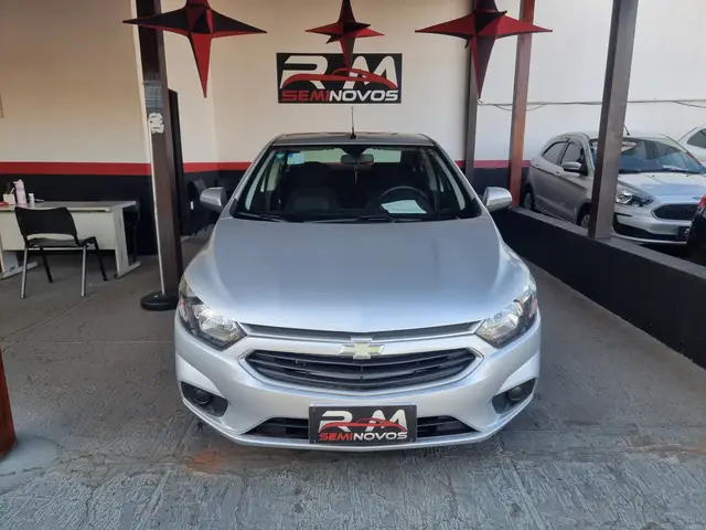 Carro Chevrolet Prisma 2018 1.4 LT SPE/4