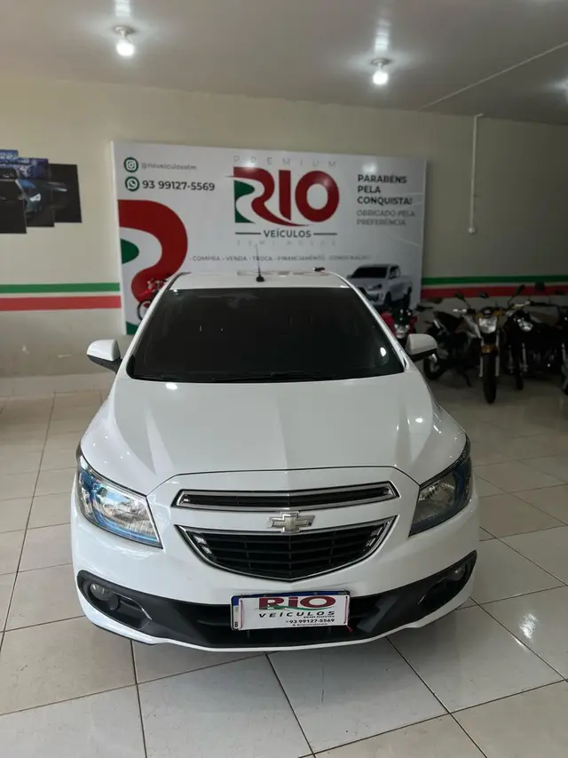 Carro Chevrolet Onix 2015 1.4 LTZ SPE/4 (Aut)