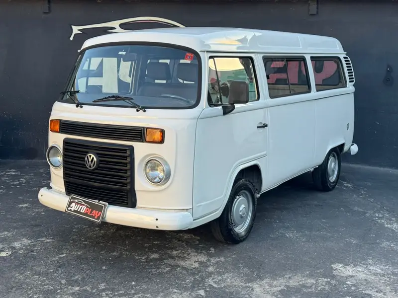 Volkswagen Kombi Lotação 1.4 (Flex)