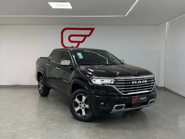 Carro RAM Rampage 2024 Laramie 2.0 Turbo