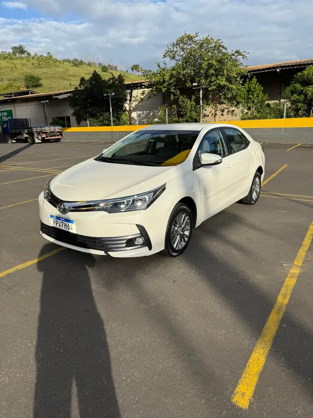Carro Toyota Corolla 2018 1.8 GLi Upper Multi-Drive (Flex)