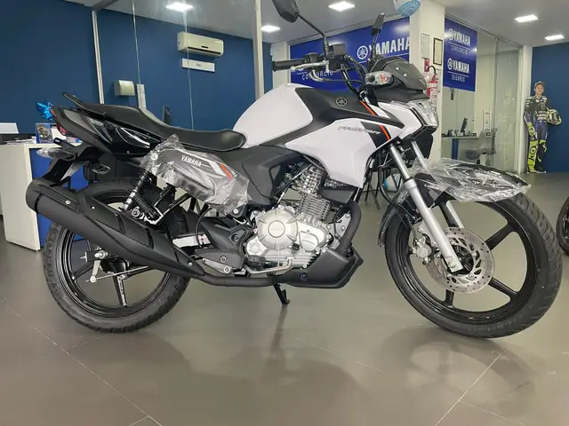 Carro Yamaha YBR 125i Factor 2025 UBS