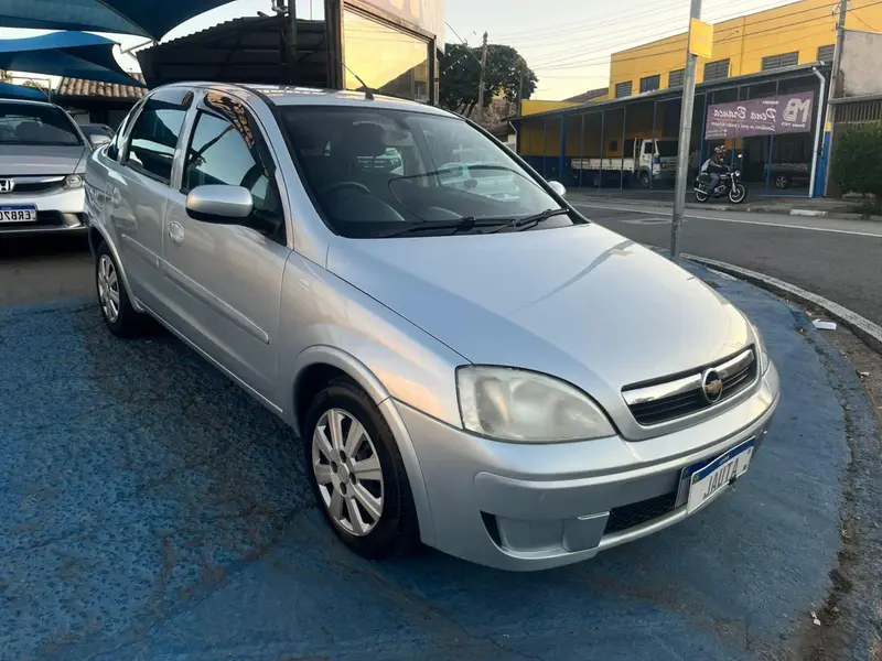 Chevrolet Corsa Sedan Premium 1.4 (Flex)