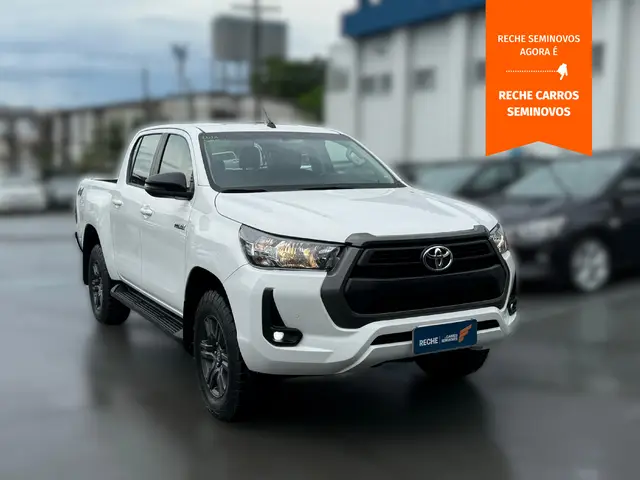 Carro Toyota Hilux Cabine Dupla 2024 SR 4x4 2.8 Diesel