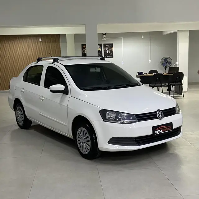 Carro Volkswagen Voyage 2015 1.0 TEC City (Flex)