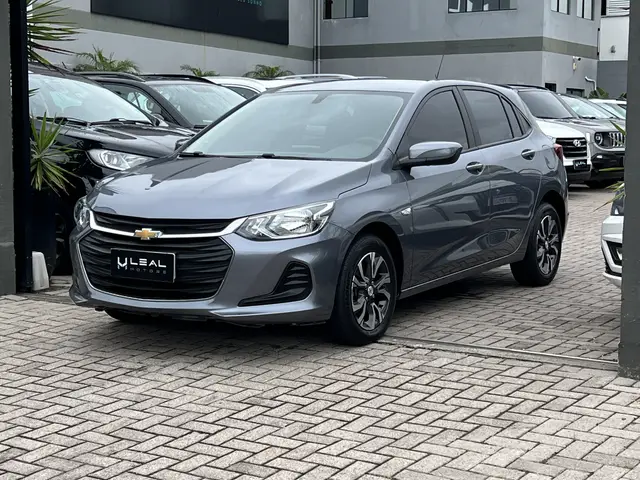 Carro Chevrolet Onix 2023 LT 1.0