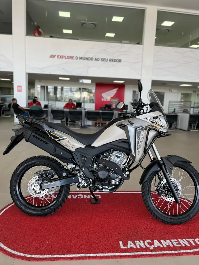 Carro Honda XRE Sahara 300 2025 Adventure