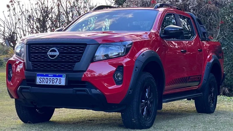 Nissan Frontier surpreende e desvaloriza menos que Toyota Hilux