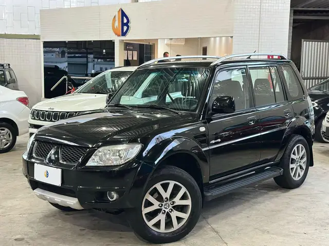 Carro Mitsubishi Pajero TR4 2014 2.0 16V 4X4 (Flex) (Aut)