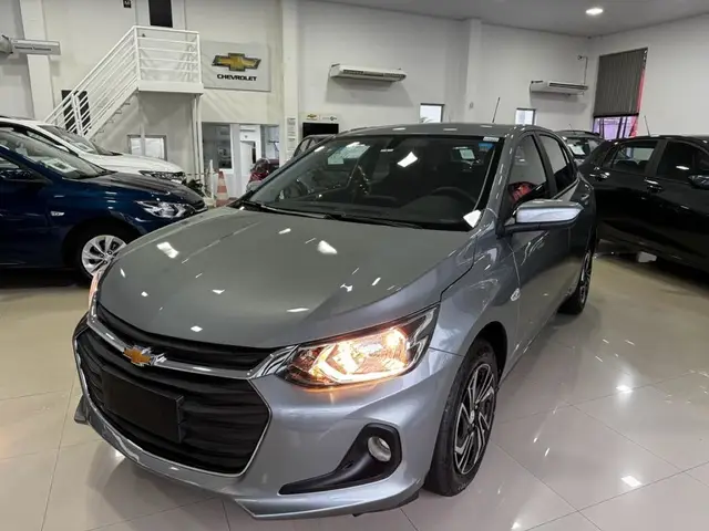 Carro Chevrolet Onix 2025 LT 1.0