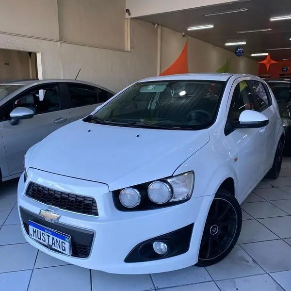 Chevrolet Sonic Hatch LT 1.6
