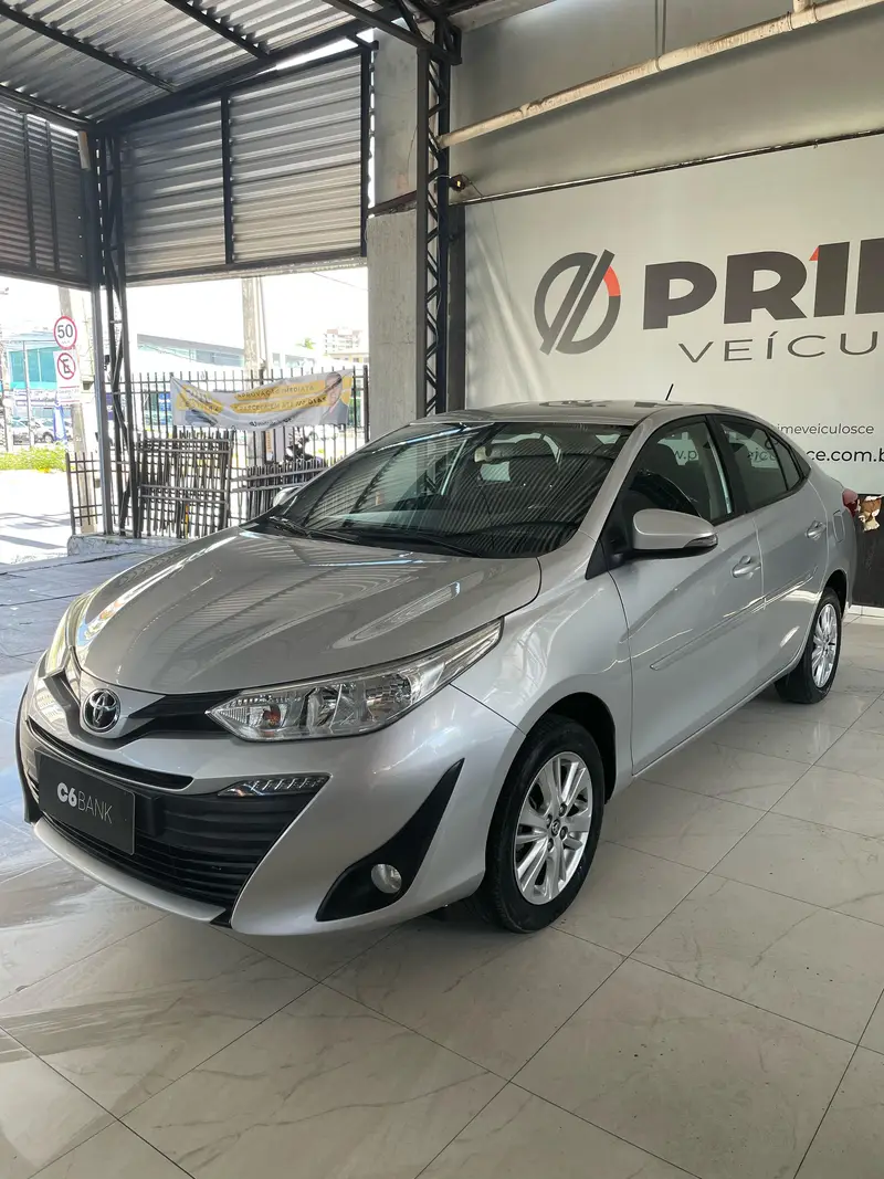 Toyota Yaris Sedan 1.5 XL CVT (Flex)