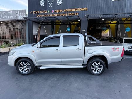 HiluxCabineDupla Hilux 3.0 TDI 4x4 CD STD