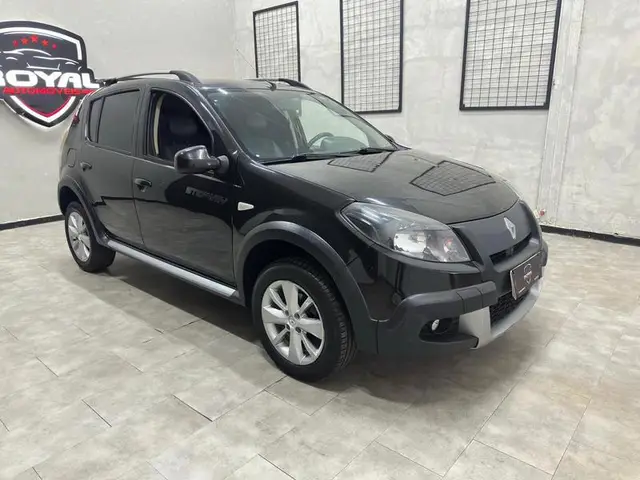 Carro Renault Sandero Stepway 2014 1.6 16V Hi-Flex (aut)
