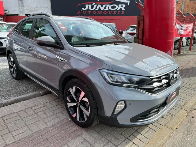 Carro Volkswagen Nivus 2024 Highline 200 TSI