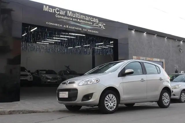 Carro Fiat Palio 2013 Attractive 1.0 8V (Flex)