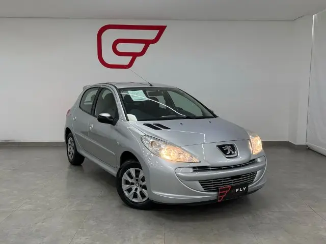 Carro Peugeot 207 2012 Hatch XR 1.4 8V (flex) 4p