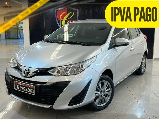 Carro Toyota Yaris 2022 1.5 XL Plus Connect CVT (Flex)