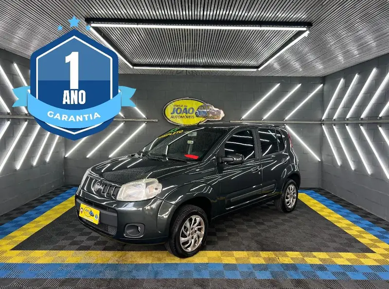 Fiat Uno Vivace Celeb. 1.0 8V (Flex) 4p