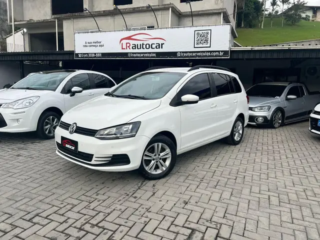 Carro Volkswagen SpaceFox 2018 1.6 MSI Trendline (Flex)