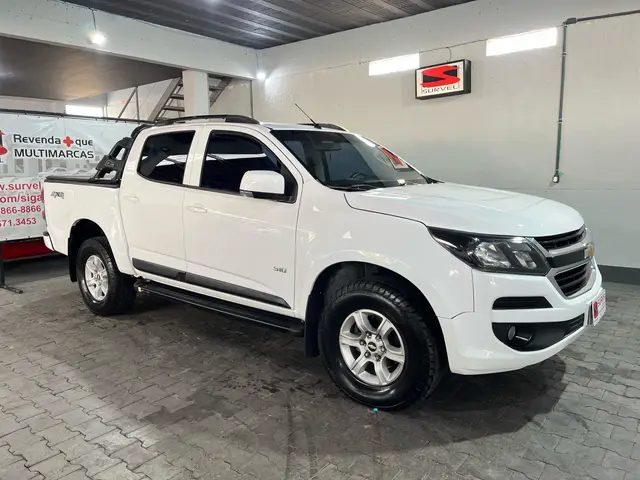Carro Chevrolet S10 Cabine Dupla 2018 S10 2.8 CTDI LS 4WD (Cabine Dupla)