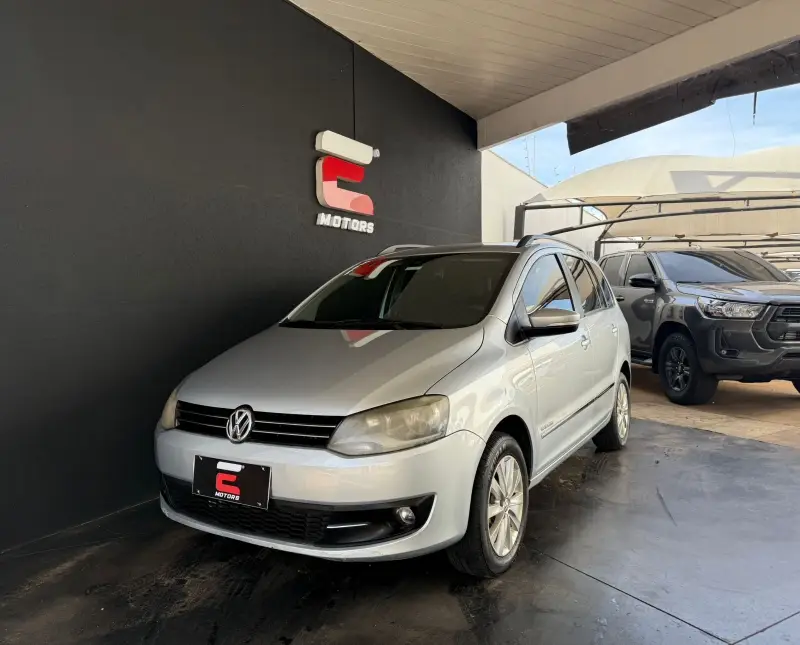 Volkswagen SpaceFox Sportline 1.6 8V (Flex)