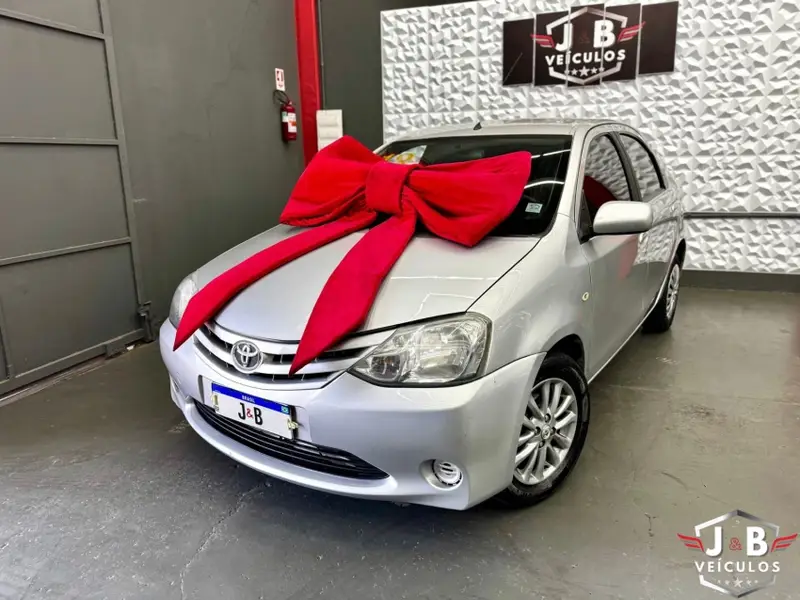 Toyota Etios XLS 1.5 (Flex)