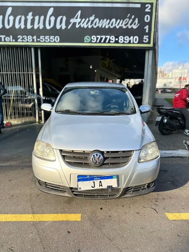Carro Volkswagen Fox 2010 1.6 8V (Flex)