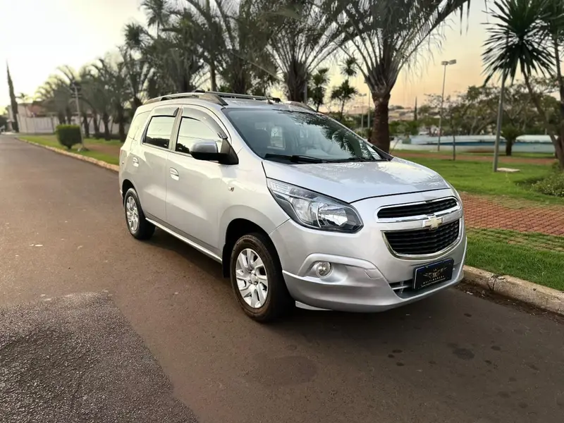 Chevrolet Spin LTZ 7S 1.8 (Flex) (Aut)