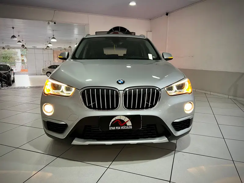 BMW X1 2.0 sDrive20i GP ActiveFlex