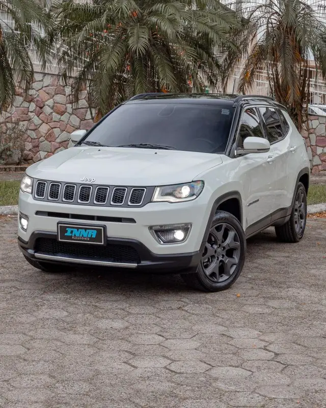 Carro Jeep Compass 2017 2.0 Limited (Aut) (Flex)