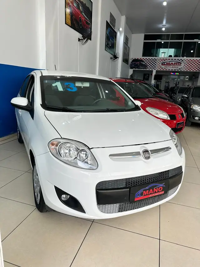 Carro Fiat Palio 2013 Attractive 1.0 8V (Flex)