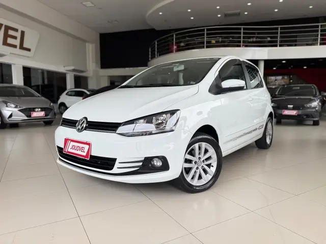 Carro Volkswagen Fox 2019 1.6 MSI Connect (Flex)